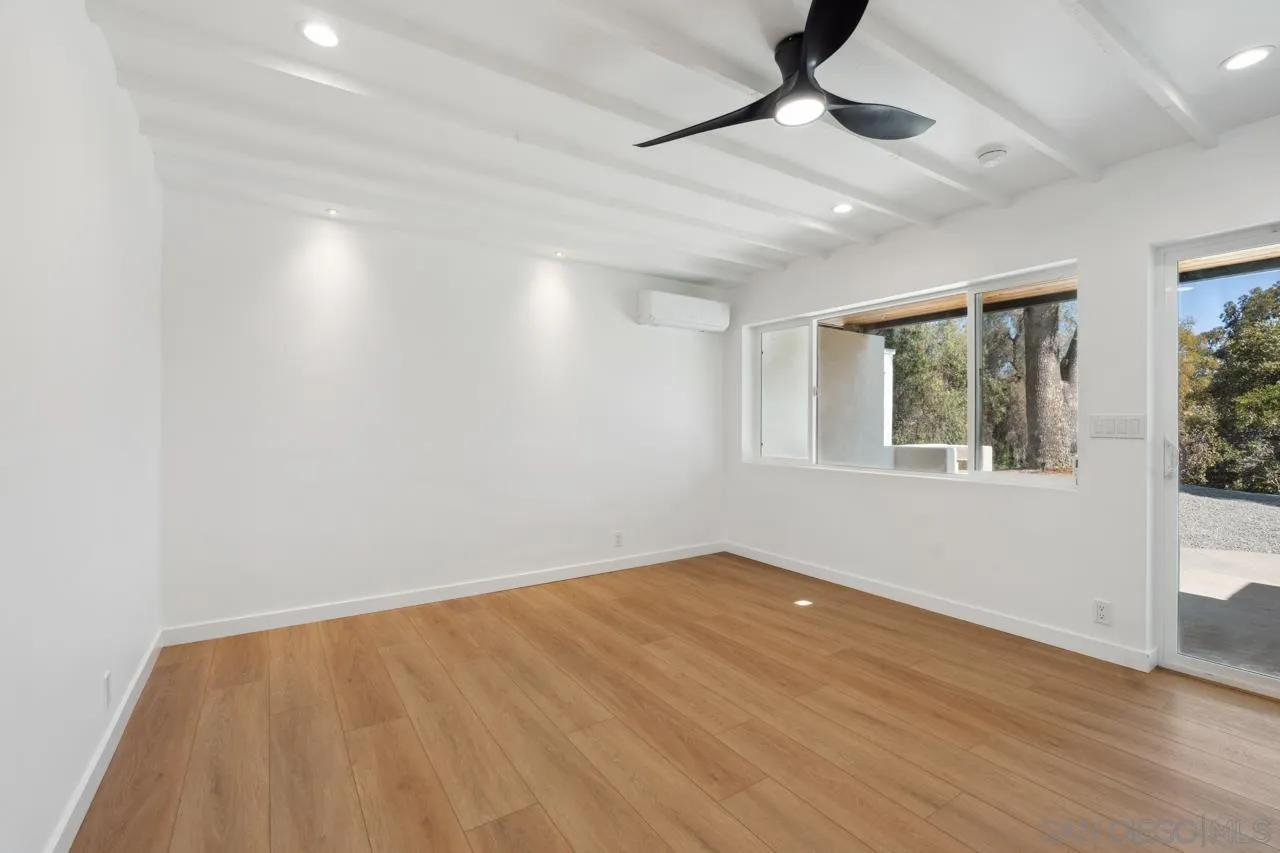 986 Phillips Street Vista, CA 92083 - Photo 34 of 55