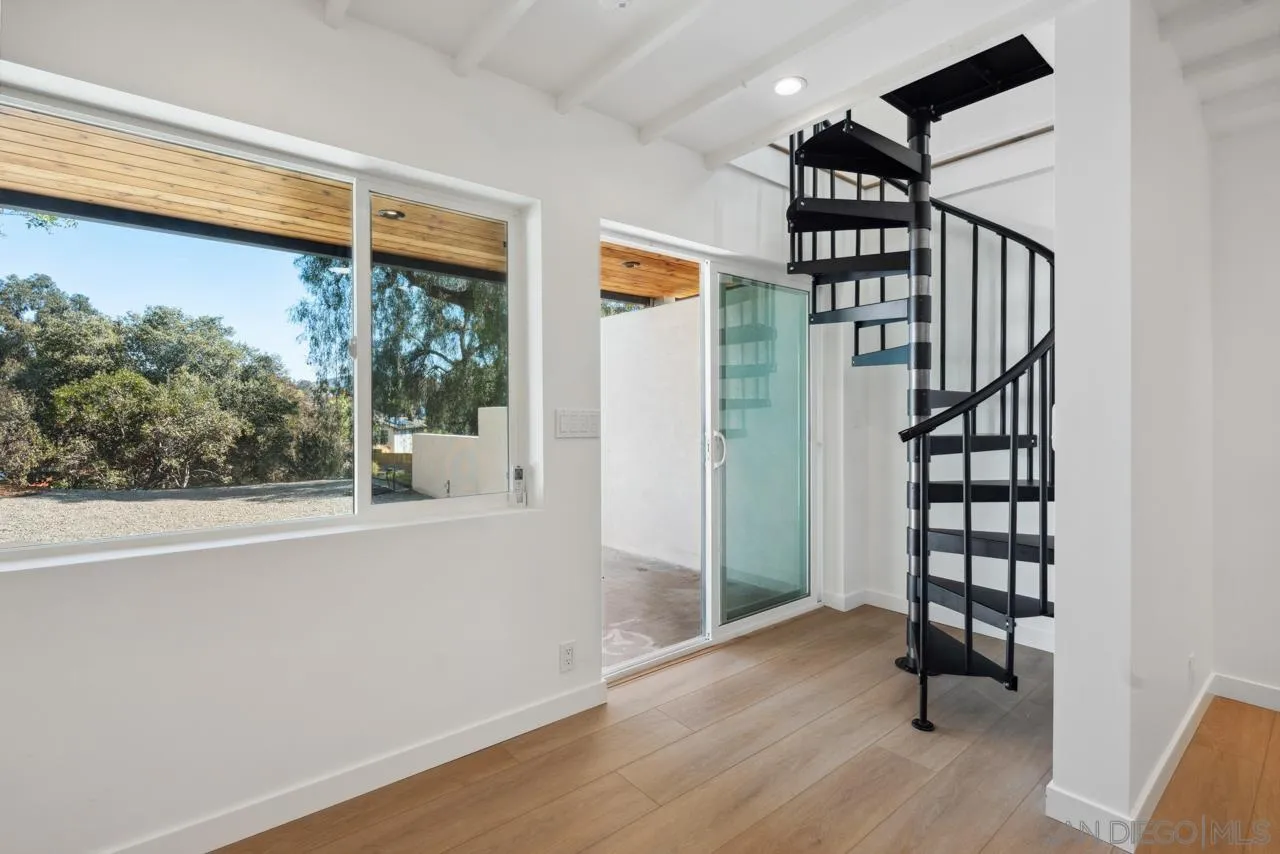 986 Phillips Street Vista, CA 92083 - Photo 36 of 55