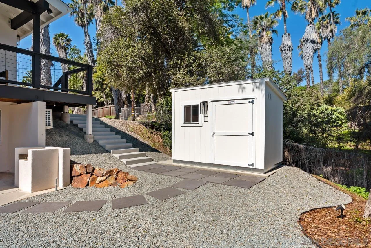 986 Phillips Street Vista, CA 92083 - Photo 46 of 55