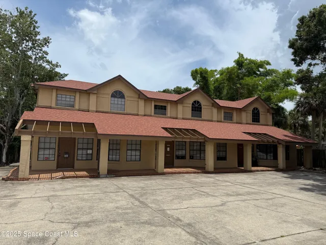 $515,000 | 217 Seminole Avenue West, Melbourne, FL 32901