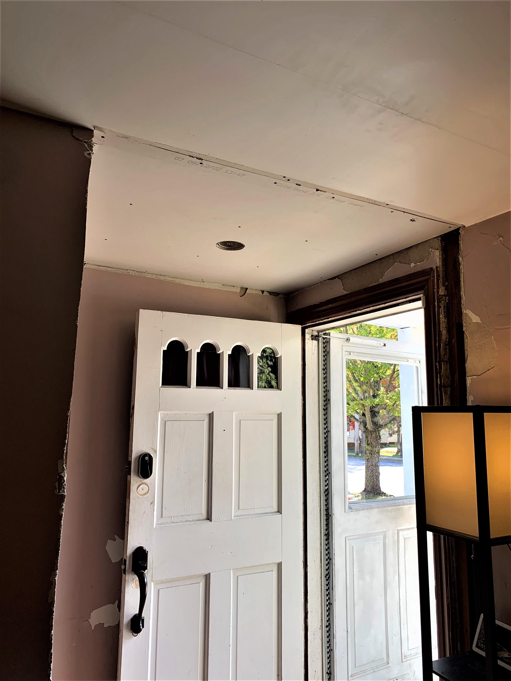 142 Charles Street Rochester, NH 03867 - Photo 8 of 13