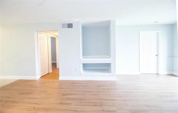 $1,650 | 14036 Fairway Island Drive, Unit 1535, Orlando, FL 32837