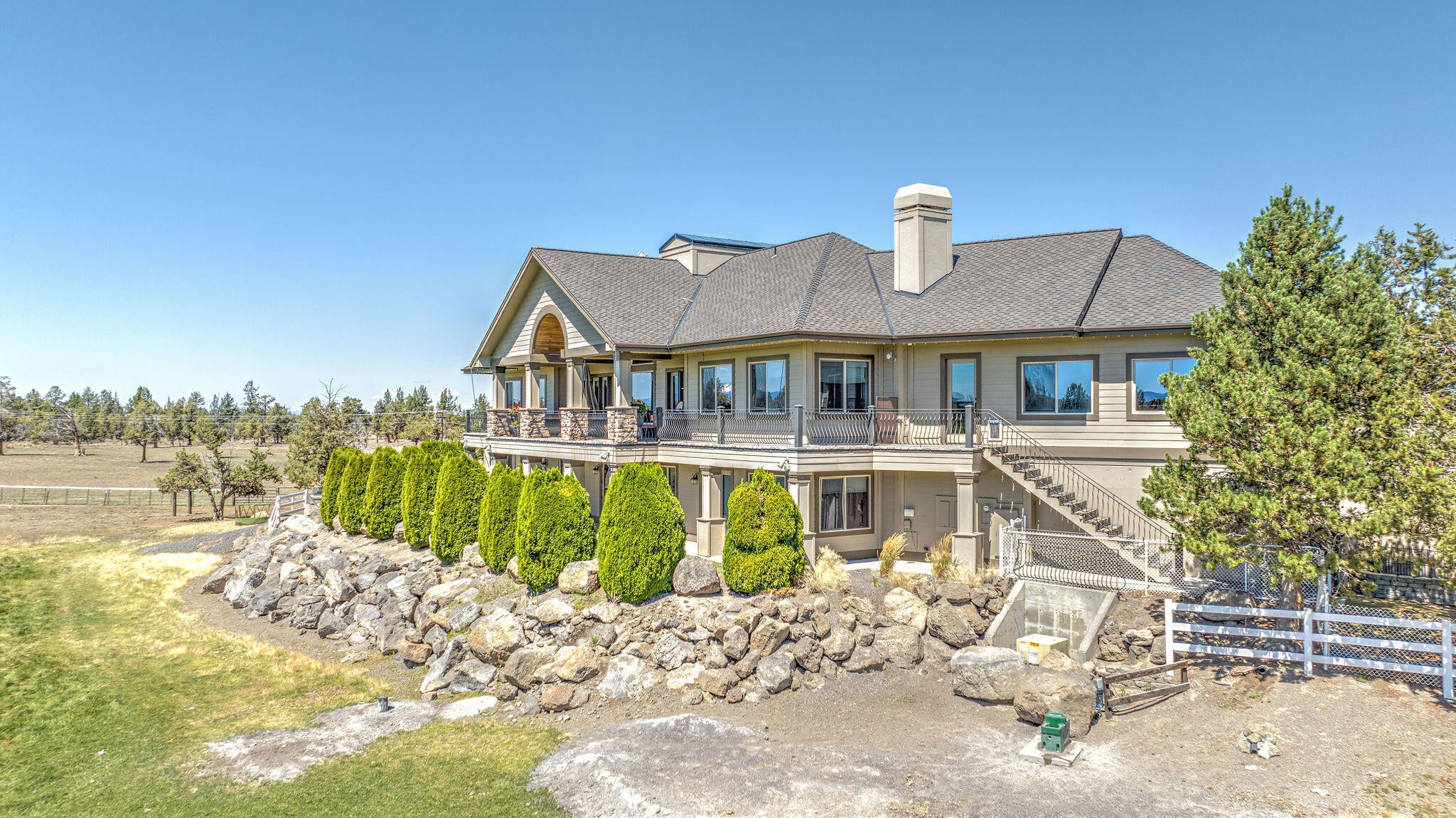bend home for sale oregon saddle up