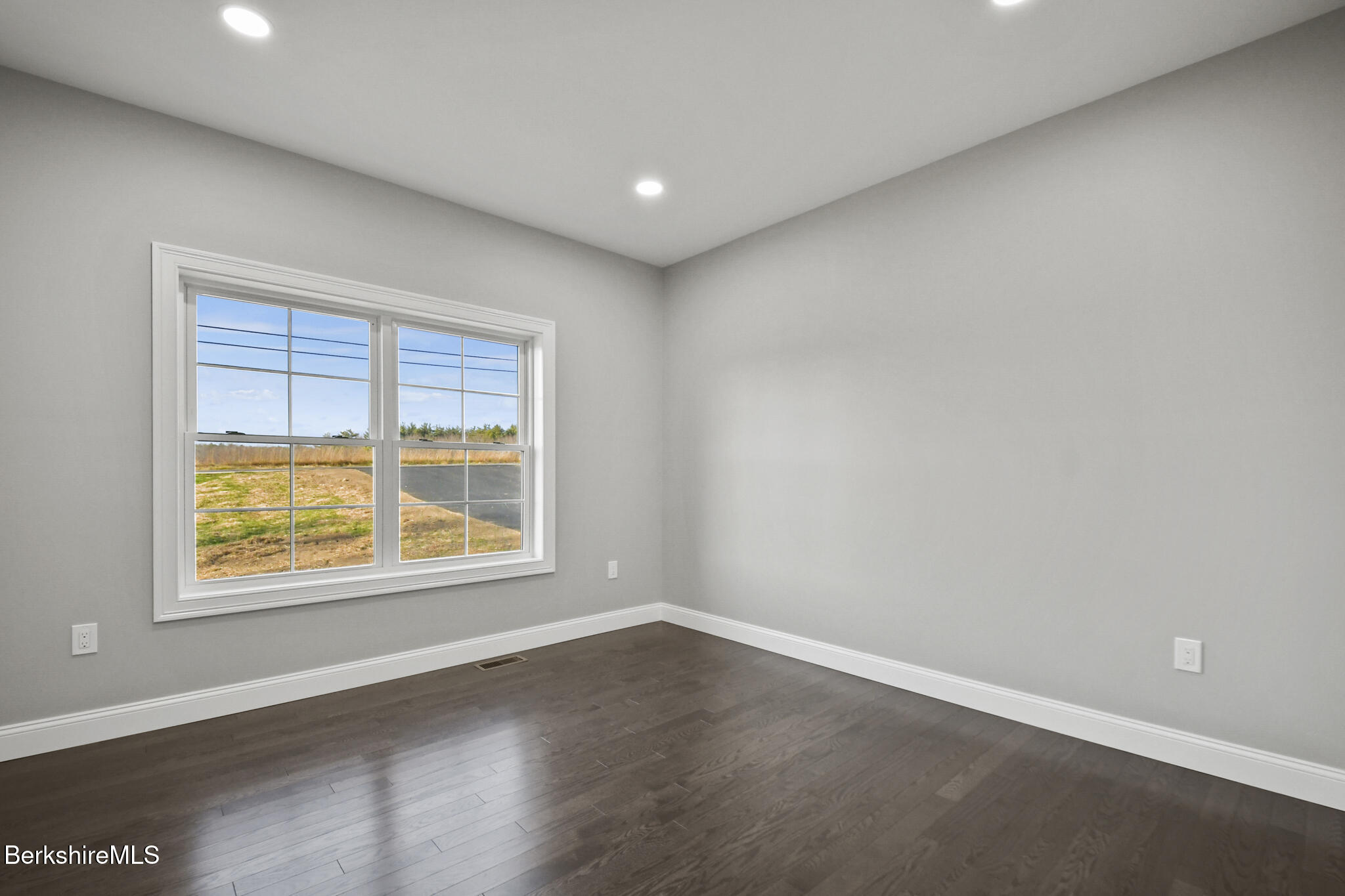 50 Mort Vining Road Southwick, MA 01077 - Photo 36 of 53 Bedroom