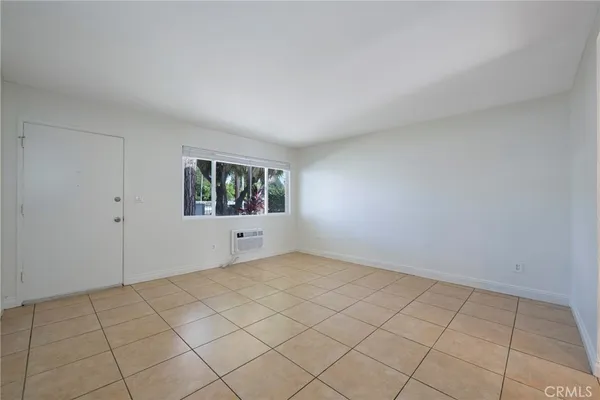 $2,995 | 410 North Clark Street, Orange, CA 92868