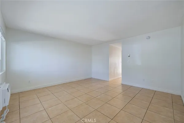 $2,995 | 410 North Clark Street, Orange, CA 92868