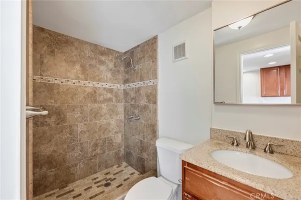 $2,995 | 410 North Clark Street, Orange, CA 92868