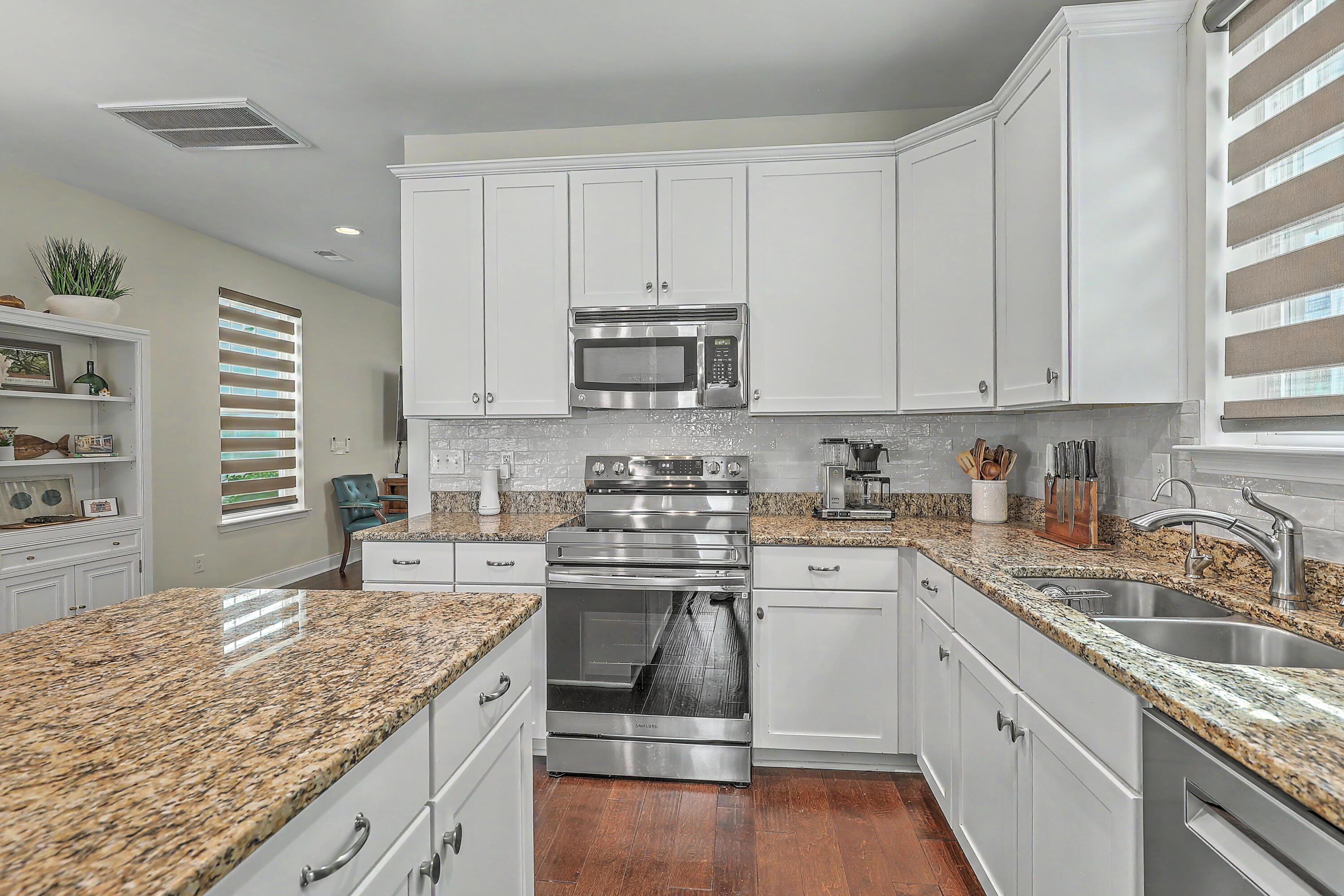 844 Rue Drive Charleston, SC 29414 - Photo 7 of 30 0W7A6002_3_4_5_6_7_8