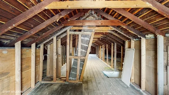 a view of an outdoor space