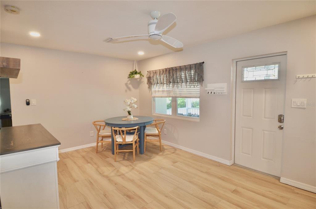 411 Pameto Road Nokomis, FL 34275 - Photo 14 of 85