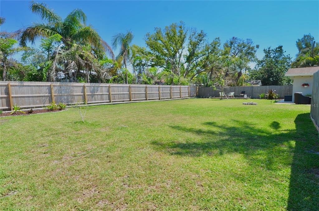 411 Pameto Road Nokomis, FL 34275 - Photo 33 of 85