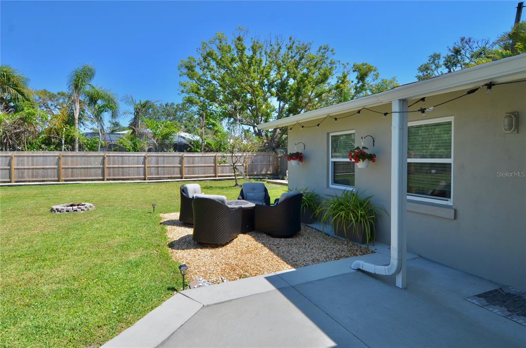 411 Pameto Road Nokomis, FL 34275 - Photo 35 of 85