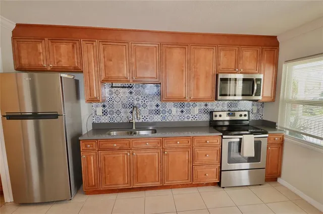 $675,000 | 411 Pameto Road, Nokomis, FL 34275