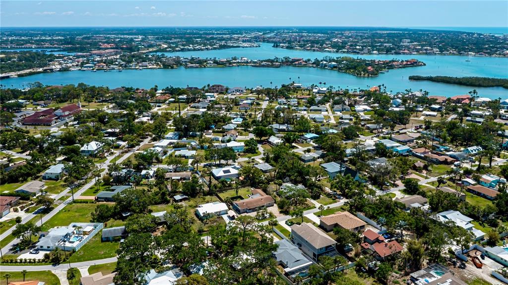 411 Pameto Road Nokomis, FL 34275 - Photo 80 of 85