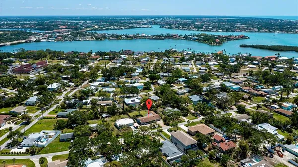 $599,000 | 411 Pameto Road, Nokomis, FL 34275