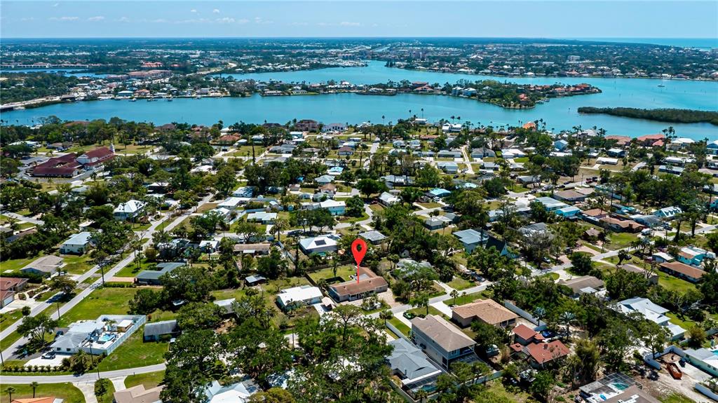 411 Pameto Road Nokomis, FL 34275 - Photo 81 of 85