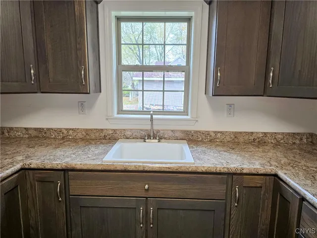 $449,900 | 21 Wedgeworth Drive, West Monroe, NY 13167