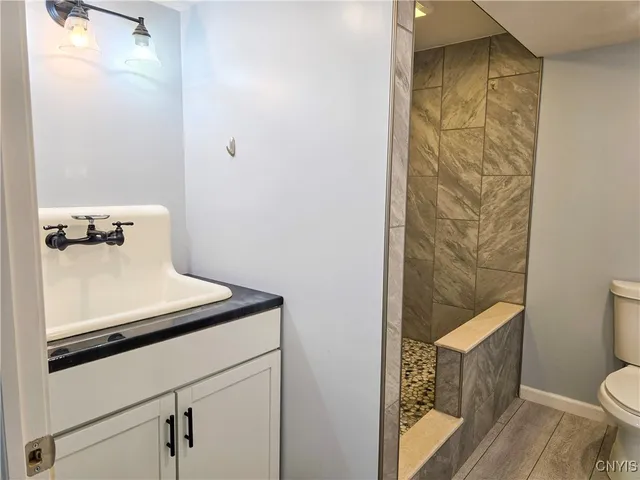 $449,900 | 21 Wedgeworth Drive, West Monroe, NY 13167