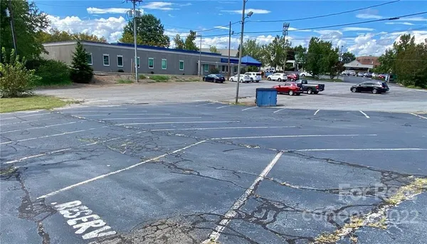 a view of a parking space