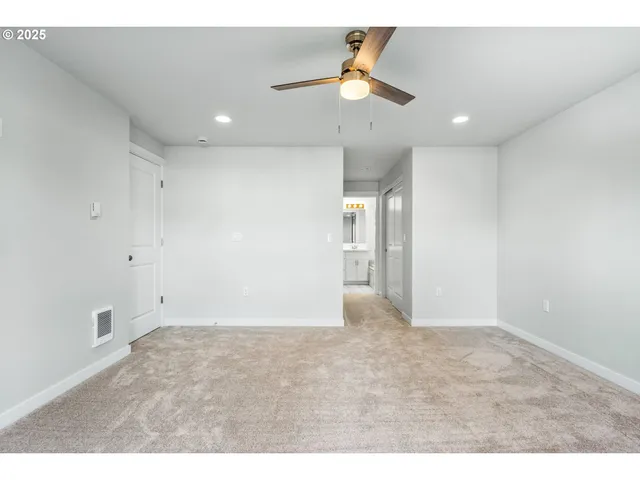 $355,000 | 3623 Green River Road, Sweet Home, OR 97386