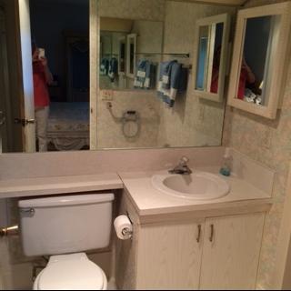 2087 Cornwall East Boca Raton, FL 33434 - Photo 7 of 10 MASTER BATH