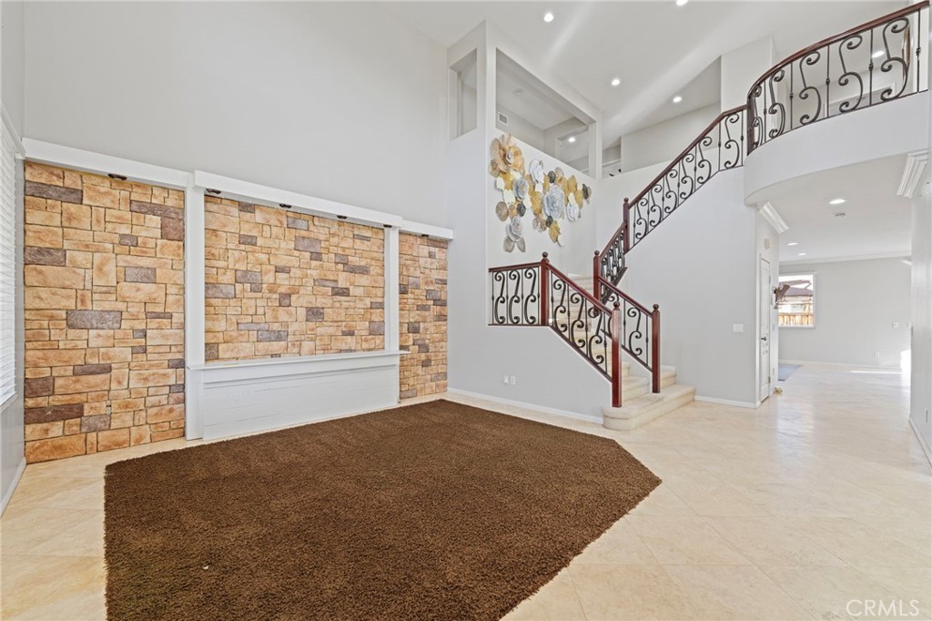 8634 Hunt Canyon Road Corona, CA 92883 - Photo 2 of 64 Living Room