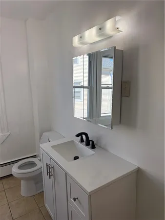 $2,350 | 332 Academy Avenue, Providence, RI 02908