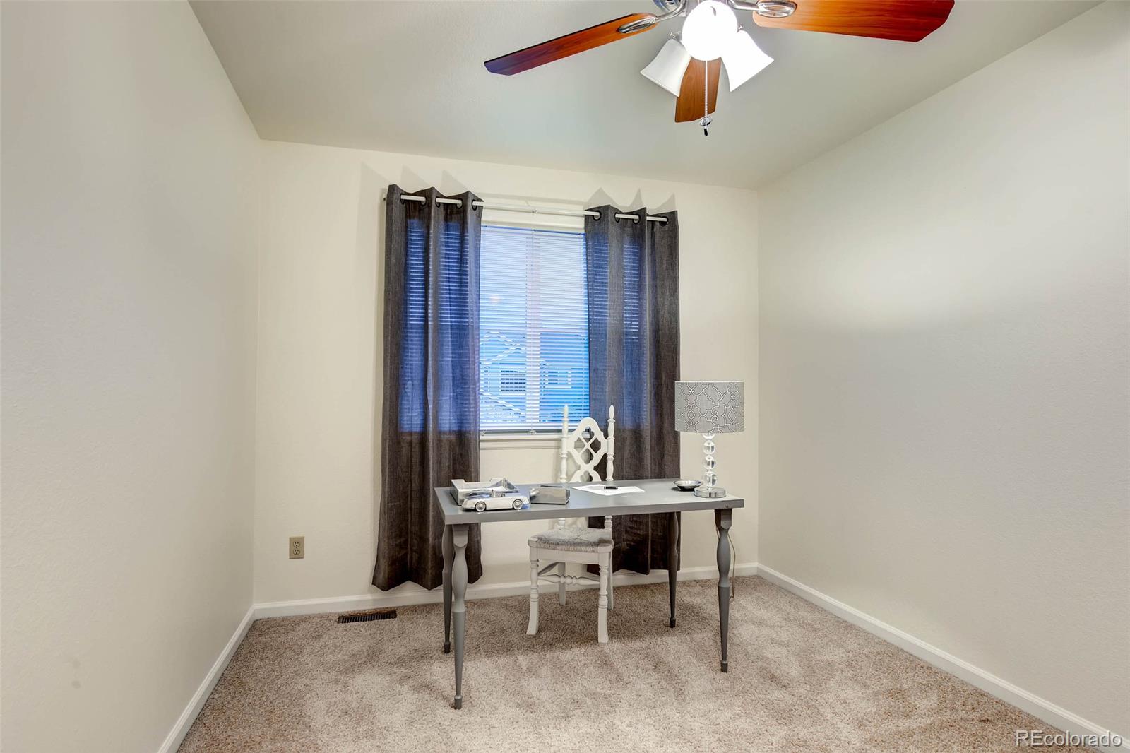 8750 Aberdeen Circle Highlands Ranch, CO 80130 - Photo 15 of 28