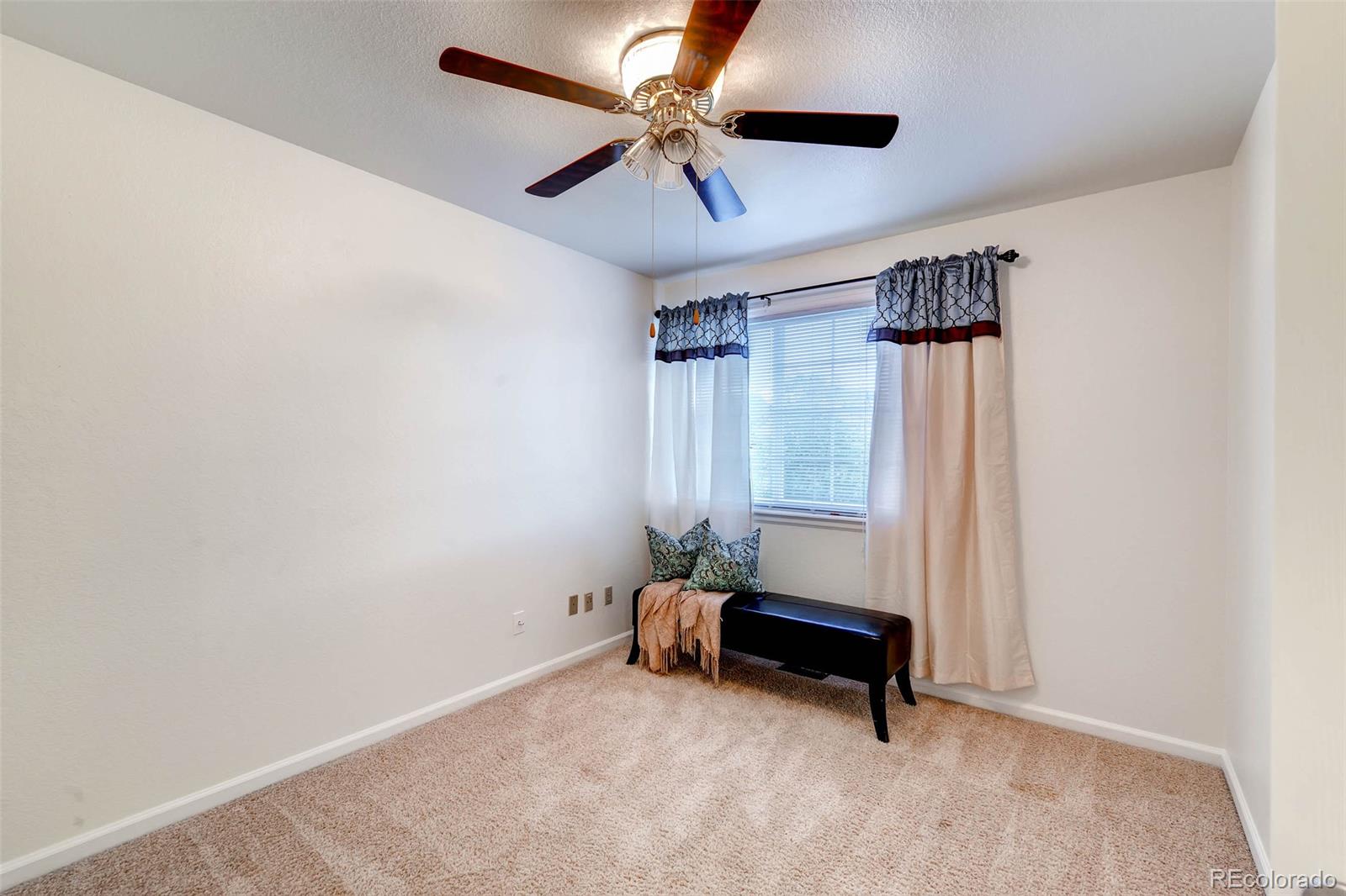8750 Aberdeen Circle Highlands Ranch, CO 80130 - Photo 18 of 28