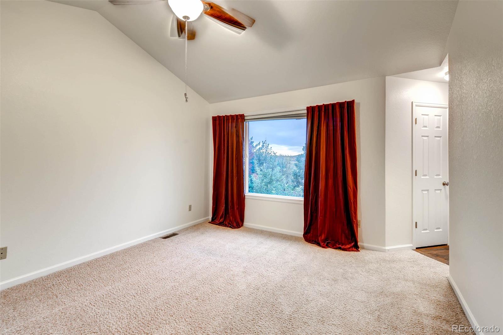8750 Aberdeen Circle Highlands Ranch, CO 80130 - Photo 19 of 28