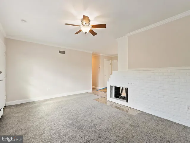 $2,450 | 10 Blue Ridge Drive, Levittown, PA 19057