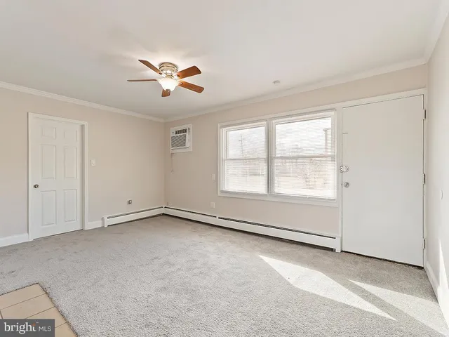 $2,450 | 10 Blue Ridge Drive, Levittown, PA 19057