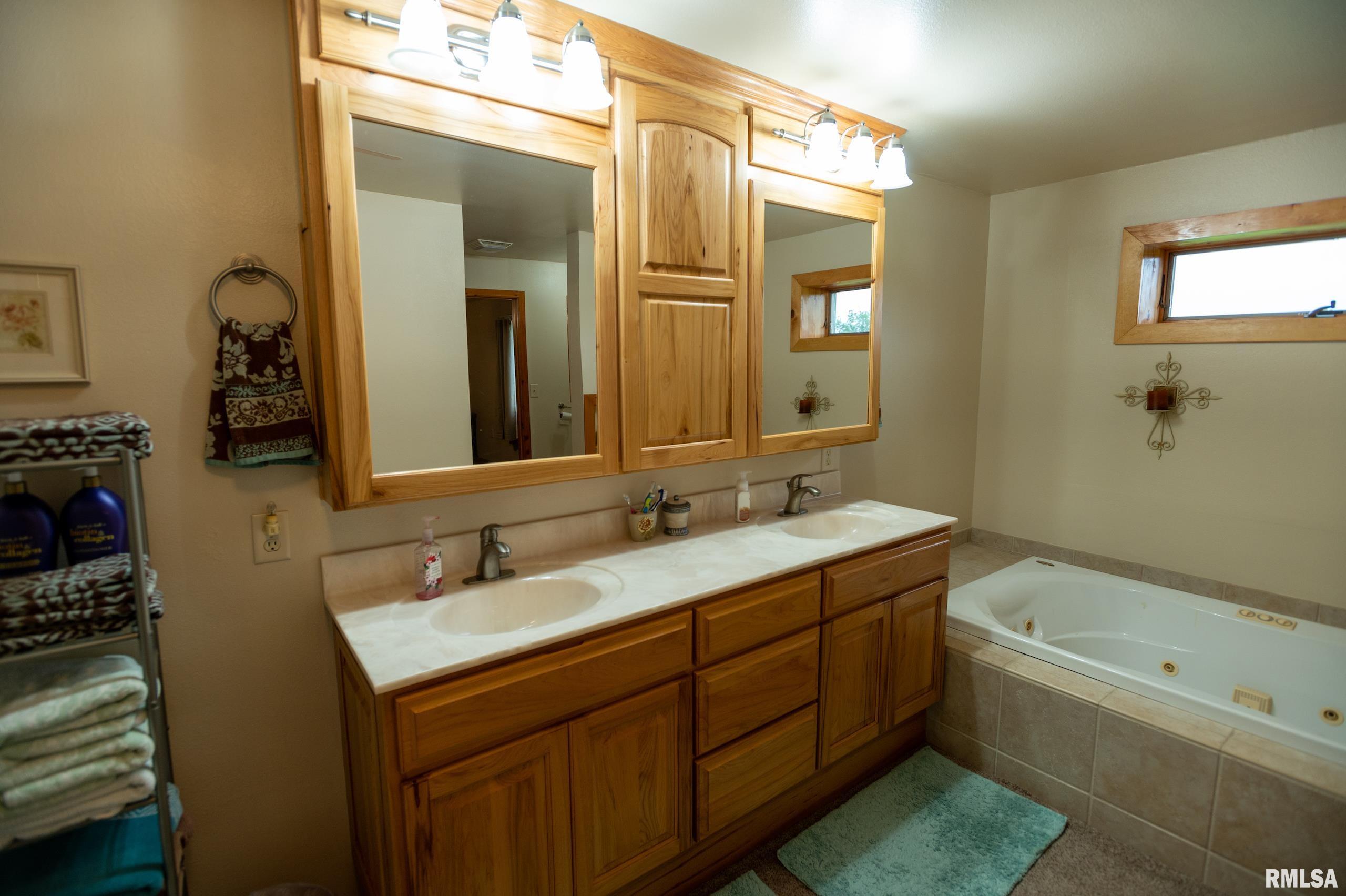 975 North Co Road 1200 Basco, IL 62313 - Photo 38 of 68