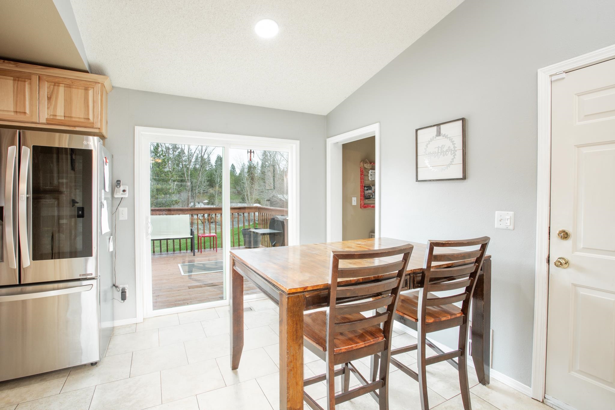 173 East Stringham Road Rockford, WA 99030 - Photo 6 of 25
