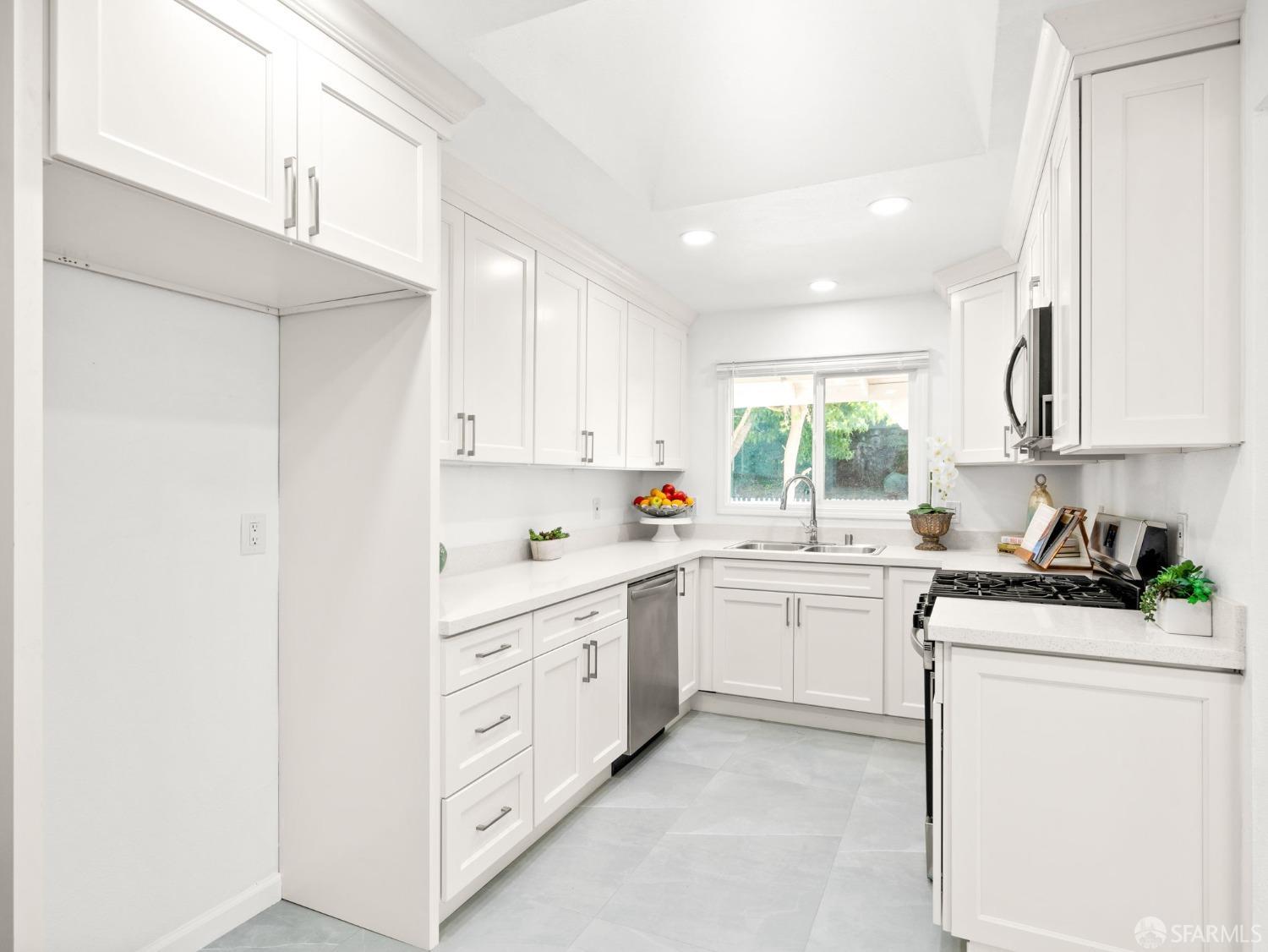 4005 Pinole Valley Road Pinole, CA 94564 - Photo 19 of 51 Gallery Image 19
