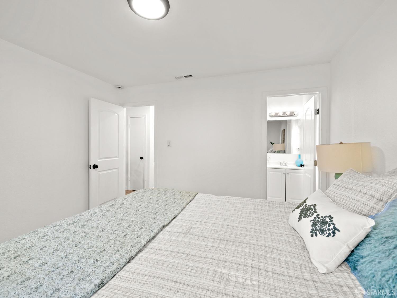 4005 Pinole Valley Road Pinole, CA 94564 - Photo 32 of 51 Gallery Image 32