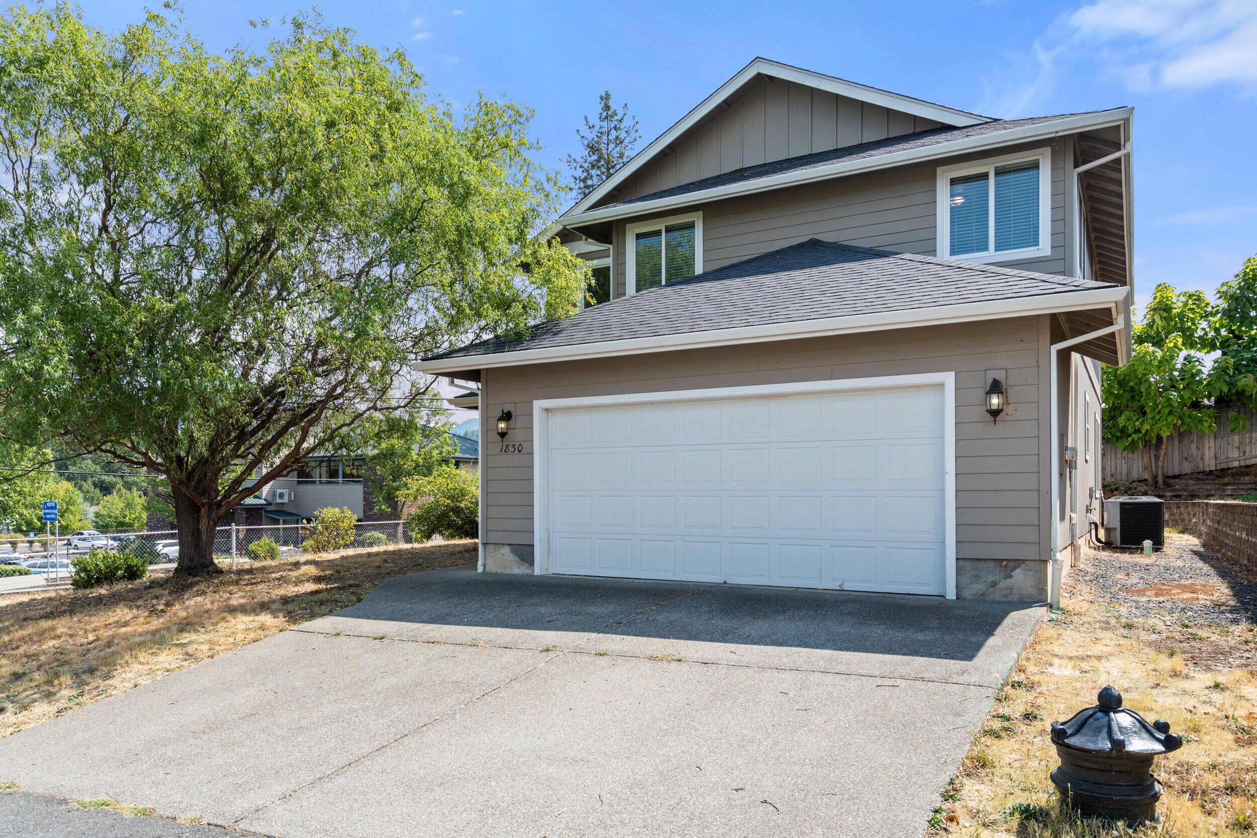 1830 allen creek rd, grants pass-02