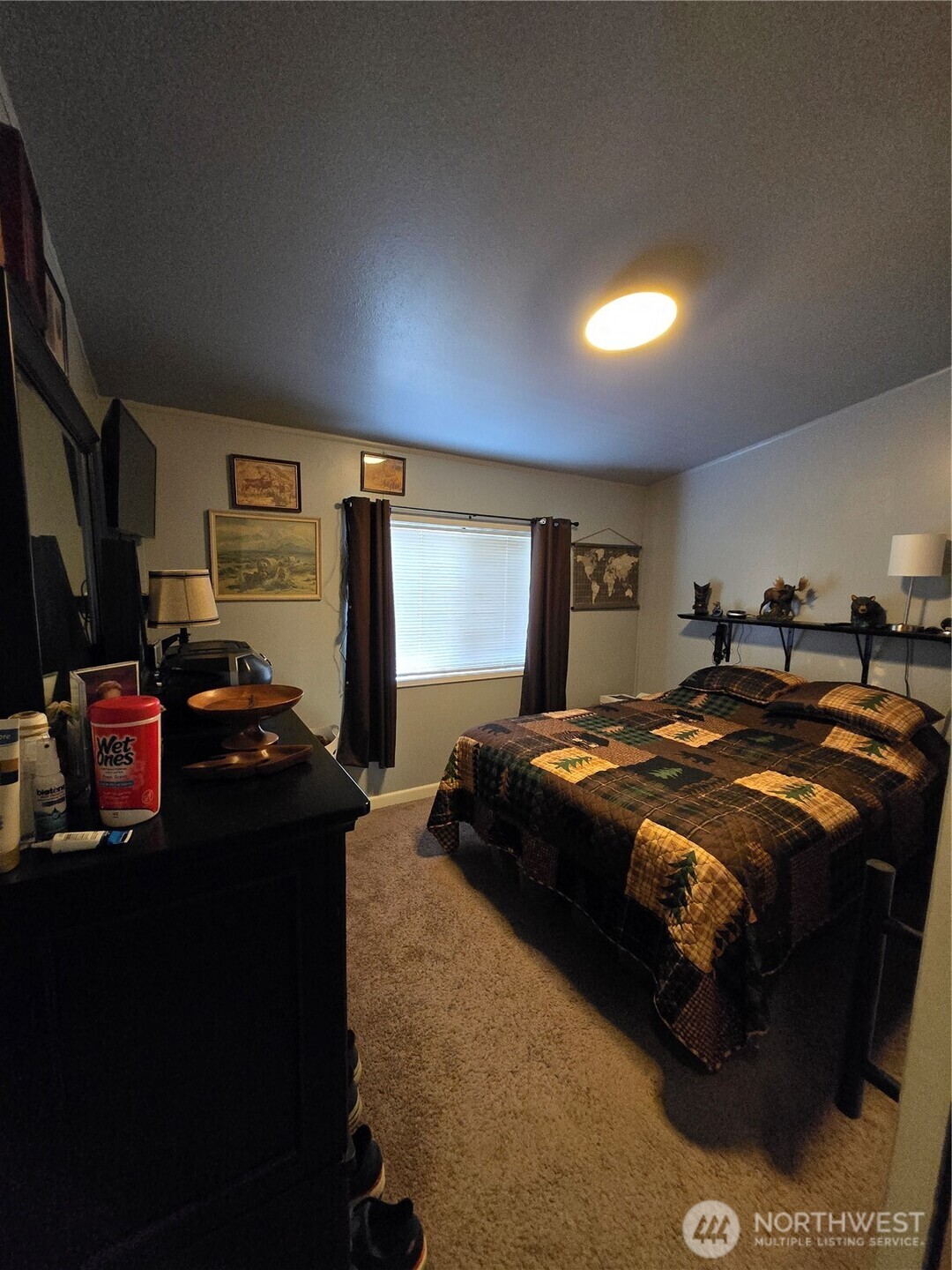 1466 Ferrier Road Winlock, WA 98596 - Photo 14 of 33 a bedroom with bed and window