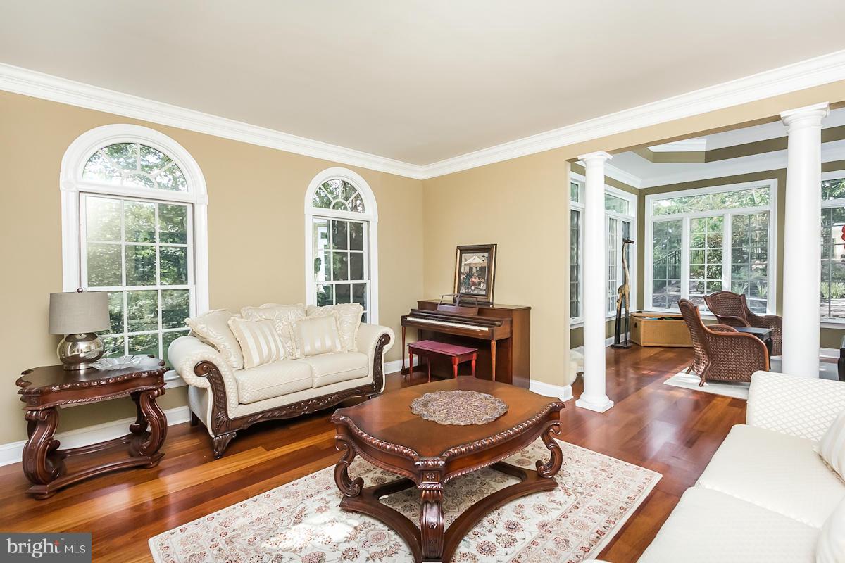 1202 Western Run Road Cockeysville, MD 21030 - Photo 5 of 29 Living Rm w/Brazilian wood floors