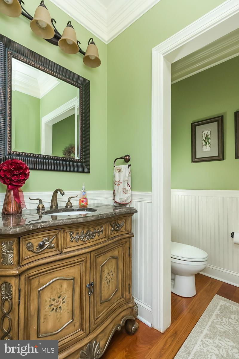 1202 Western Run Road Cockeysville, MD 21030 - Photo 10 of 29 Powder Room - Main level