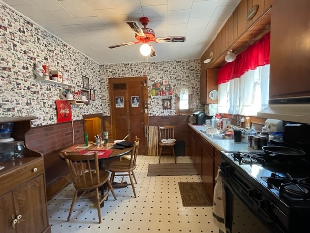 567 South Main Street Rochelle, IL 61068 - Photo 12 of 29