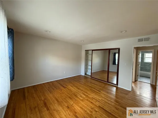 $2,300 | 37 Judson Street, Unit 8A, Edison, NJ 08837