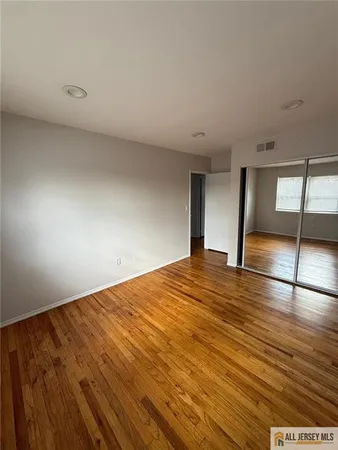 $2,300 | 37 Judson Street, Unit 8A, Edison, NJ 08837