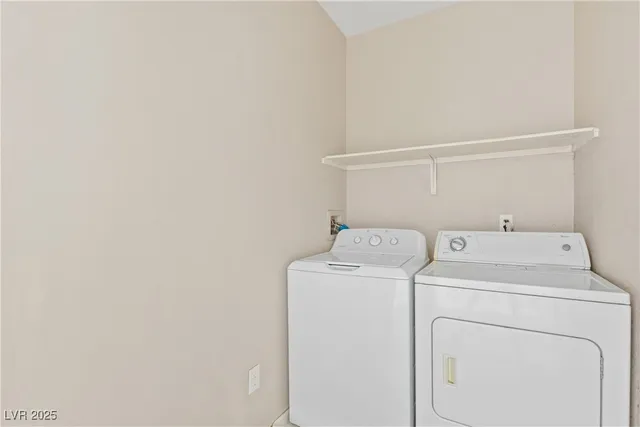 $1,500 | 833 Aspen Peak Loop, Unit 826, Henderson, NV 89011