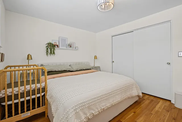 $455,000 | 42 West Taylor Road, Lombard, IL 60148