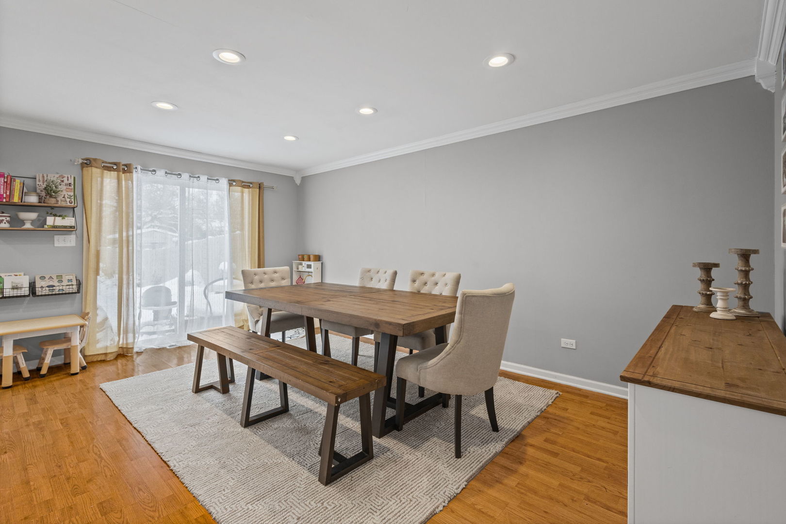 42 West Taylor Road Lombard, IL 60148 - Photo 5 of 36 a dining room with furniture and wooden floor