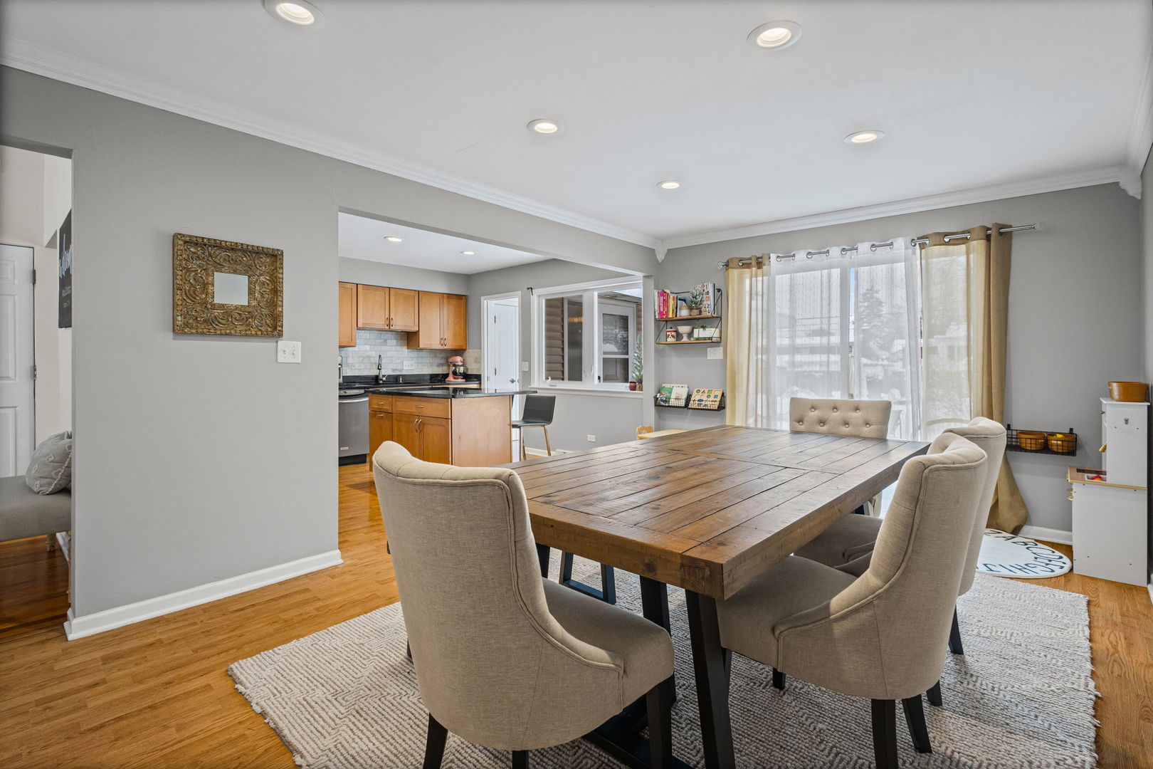 42 West Taylor Road Lombard, IL 60148 - Photo 6 of 36 a dining room with furniture and wooden floor
