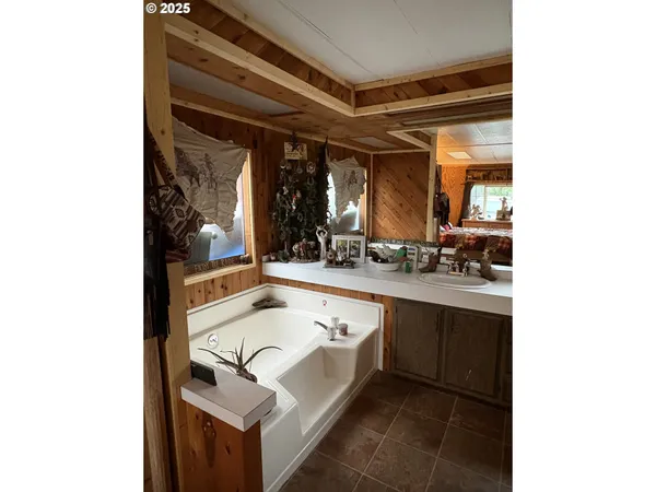 $490,000 | 23320 Southeast Firwood Road, Sandy, OR 97055