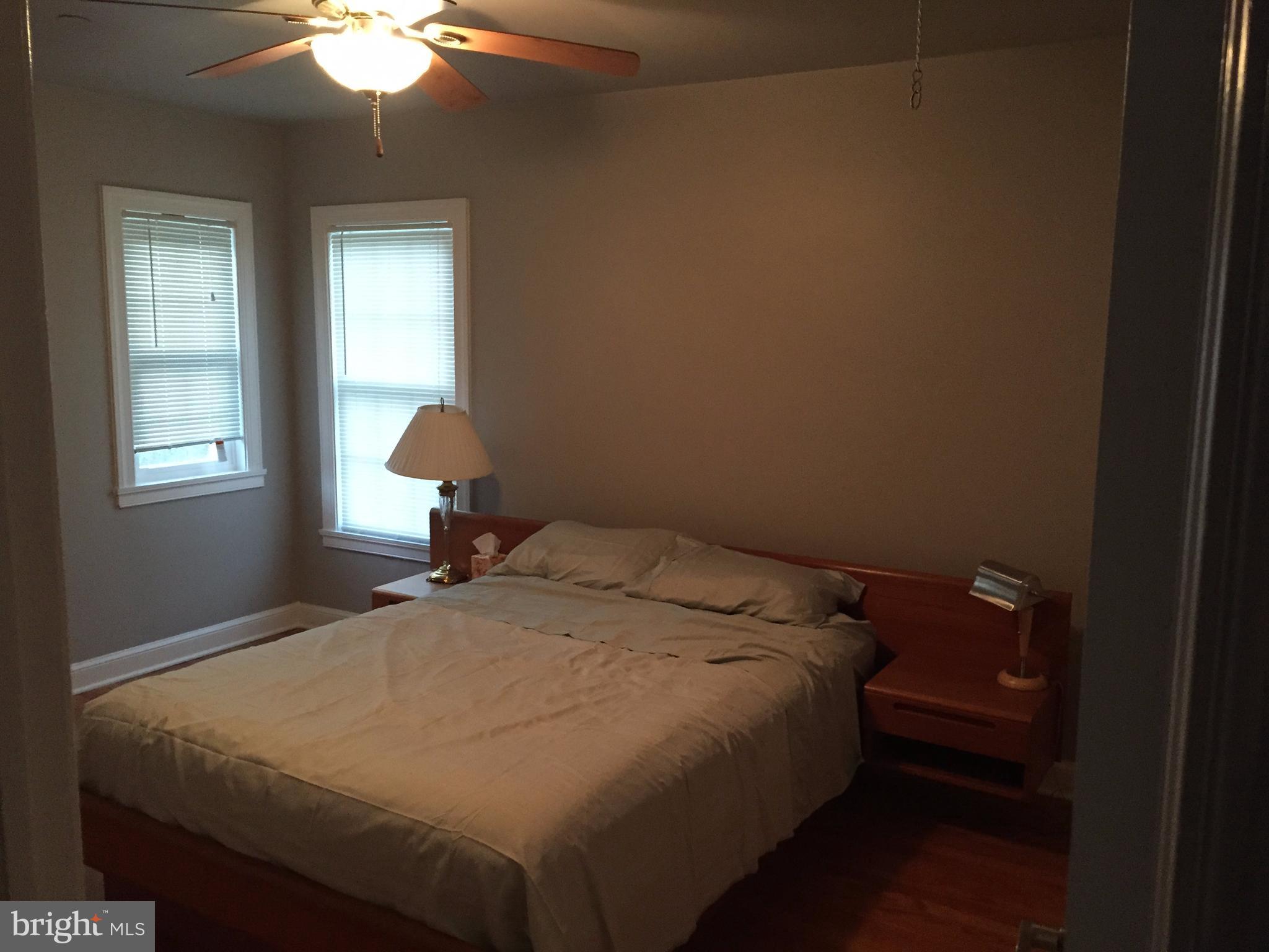 5914 Kingswood Road, Unit B Bethesda, MD 20814 - Photo 6 of 8 Bedroom (Master)