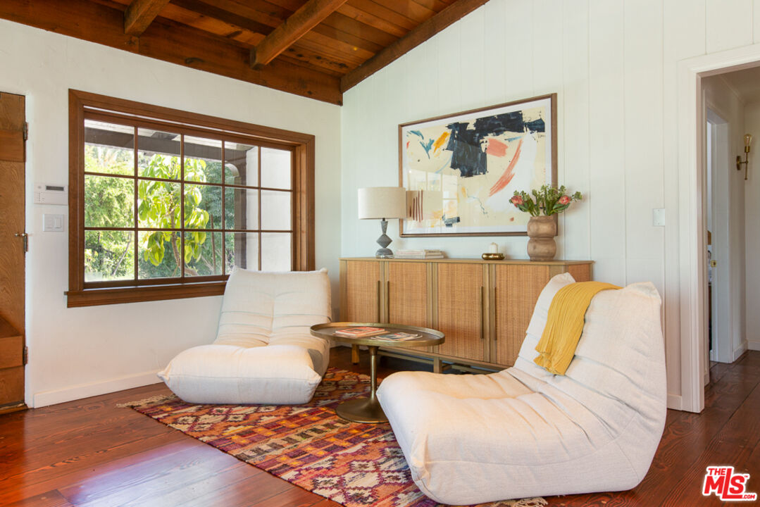 993 Glen Oaks Boulevard Pasadena, CA 91105 - Photo 15 of 49